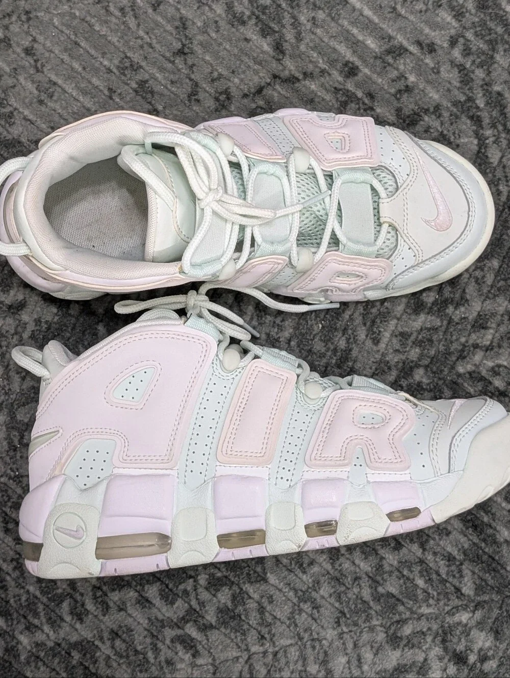 Nike Air More Uptempo Barely Green 2017 Women's Size 7.5 Mint Teal Sneakers